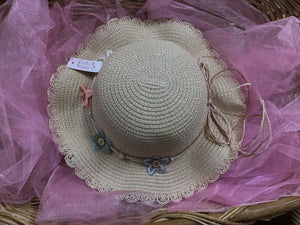 Ivy’s Straw Hat with Flower Band Assorted
