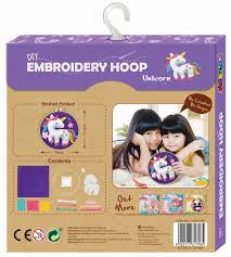 DIY Embroidery Hoop Unicorn