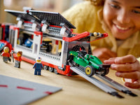 l LEGO® City F1® Truck with RB20 & AMR24 F1® 60445
