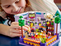LEGO® FRIENDS 41747 Heartlake City Community Kitchen
