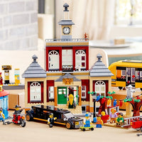 LEGO® CITY 60271 Main Square