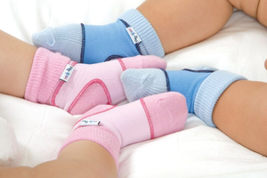 Sock Ons Fuschia